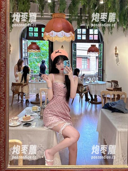 17吃瓜网 滑手机试试这个“免费”的17吃瓜网,哇塞,原来瓜还可以这样吃?