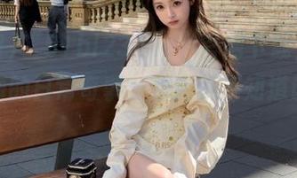 “51bl23.me”官网下载，不看会后悔的日常奇事，看完就不知道说啥了！