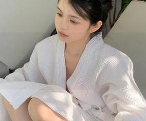 你们知道吗，51cg上的资源就像无底洞，吃瓜无极限，真事儿不断。