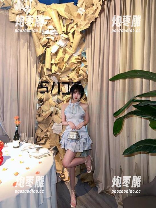 51吃瓜 51吃瓜入口,黑料一网打尽,别再傻傻担心被捉了!