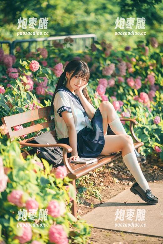 51吃瓜中心 “51吃瓜中心”的吃瓜线路:从前到后,尽享爆料之旅!