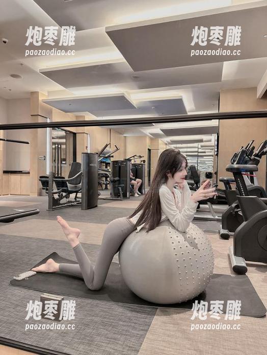 718.sx 就在“718.sx”客服问我有没有在追剧时,我面色凝重的点了点头…