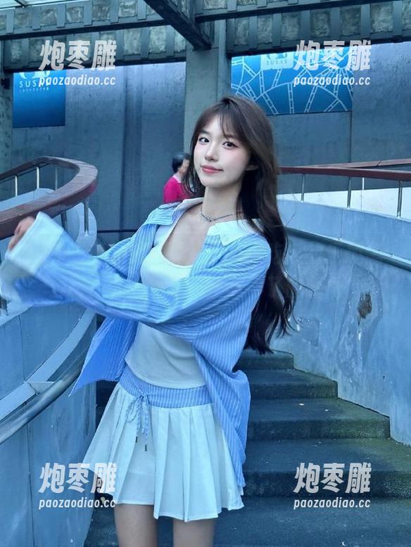 91吃瓜 在线更新时,91吃瓜的乐趣怎么比?可能总有一些忘不了的瞬间?