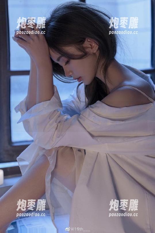 小心啊，登录92吃瓜时可能会被轰炸一堆热辣“消息”！