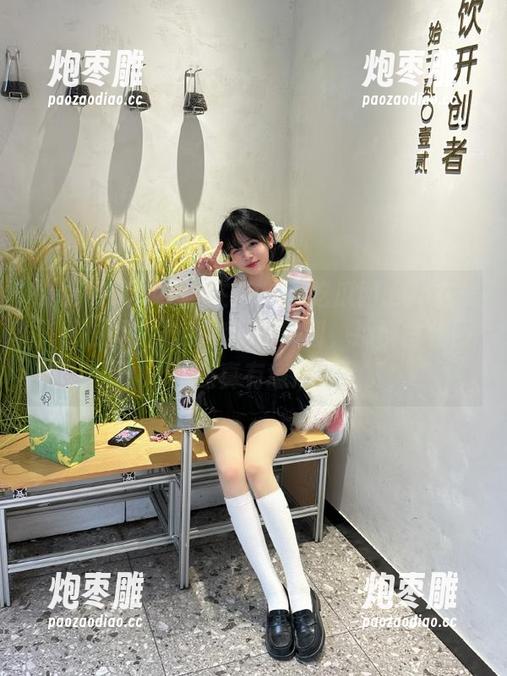 在www.吃瓜网.fun在线飞跃时间，八卦追溯到明朝，那群古代网红还真有意思！