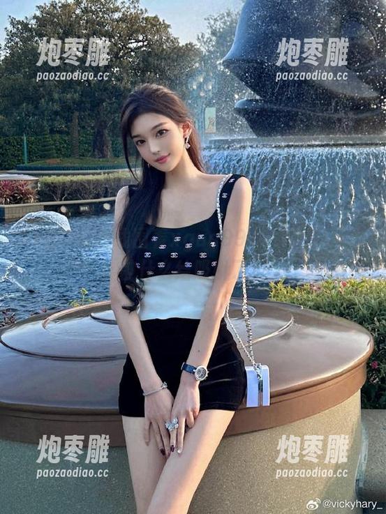 在线围着xgua99.tv转，瓜田里被什么给吸引了？