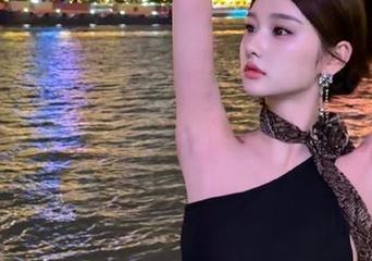 不信你试试，去zztt38.ccm的“免费”栏目，可能会有让你羡慕得吐血的惊喜！