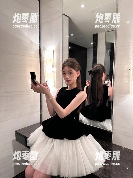 zzzttt 听说下载www.zzzttt的人都变得幽默了,我也是其中的‘专家’!