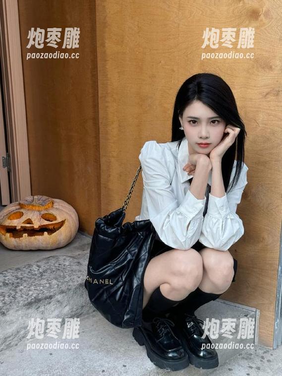报告！五一吃瓜入口发现今天的大瓜是啥？赶紧来看看，有趣炸裂！