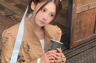 “五一吃瓜”官网入口，点开来瞬间感觉身边充满了让人心动的小秘密。
