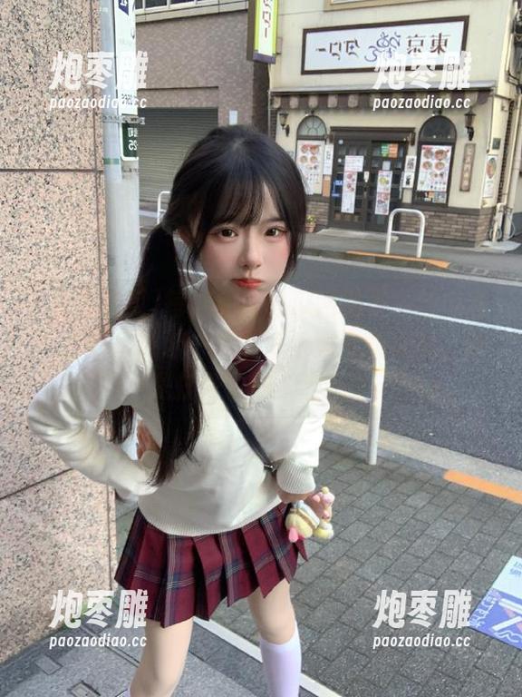 免费吃瓜 每次免费吃瓜网站发布新内容,我都是处于一种期待与惊讶的状态,像是打开了一个宝箱。