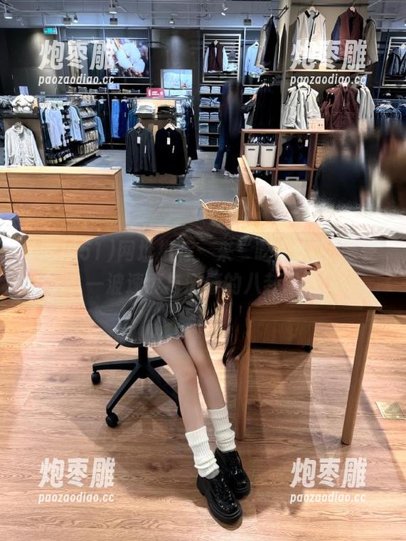 吃瓜51 网址推荐:来“吃瓜51”感受一波速度与激情的八卦风暴