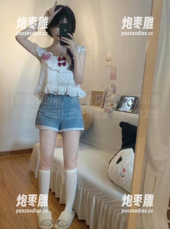 吃瓜网红 唉,看完首页又被吃瓜网红的爆料虐了一把,他们到底是不是闲的发慌!