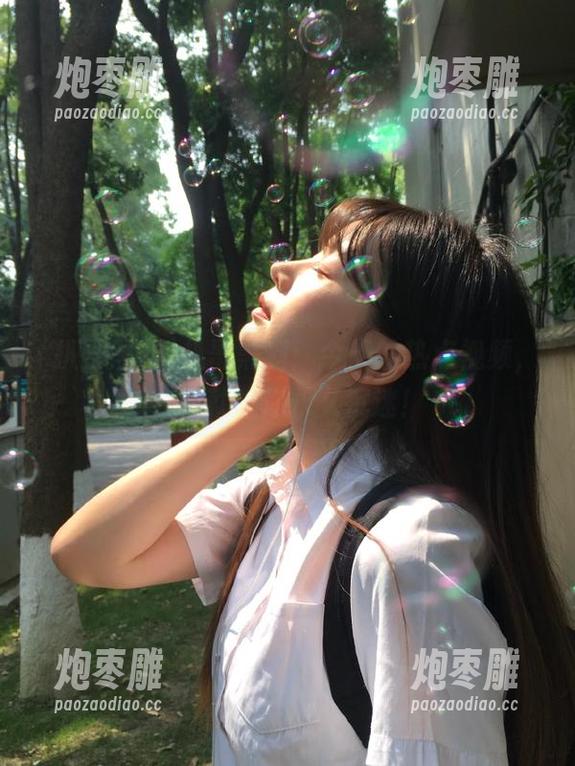 扒哥黑料：今天的热点视频，一看就让你永久沉迷！