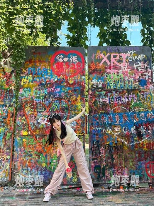 在“明星黑料官网”上感受一波不同的视角，WHO说吃瓜没有新意！