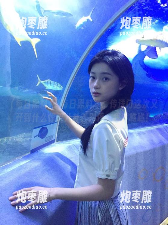 每日黑料 “每日黑料”:传送门这次又开到什么惊天八卦?别停,我要瞧瞧!
