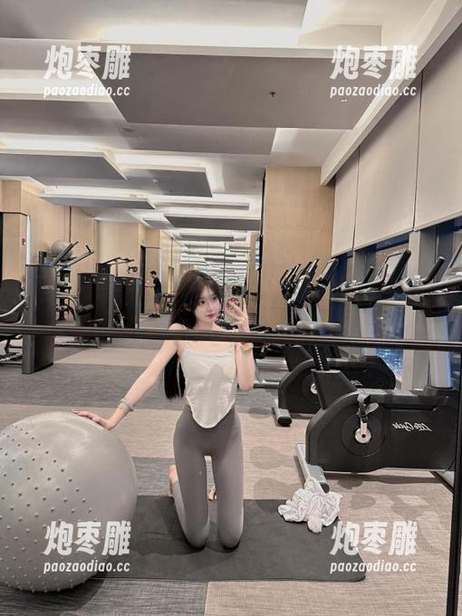 网曝吃瓜 网曝吃瓜拉开黑料在线的入口,心里却有种说不出的期待
