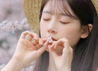 下载zztt34黑料不打烊，今天的八卦要几分甜？