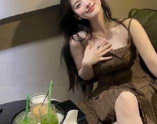tttzzz668.su黑料正能量网址入口，今天的八卦都在你指尖转圈圈
