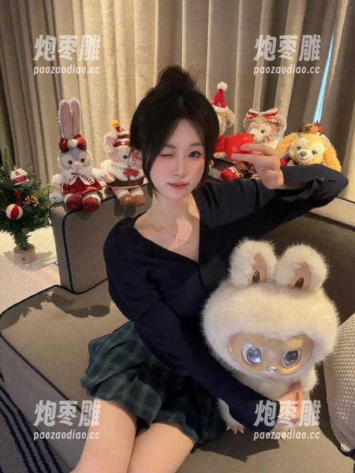 为啥在网页上‘黑瓜吃料’成了我的夏日必备？！